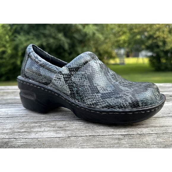BOC Born Concept Clogs Womens 6M Blue Peggy Snakeskin Print Slip On C45760 - Picture 1 of 11